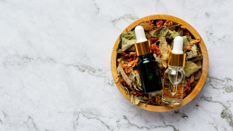 How To use Essential Oils Safely Featured Image